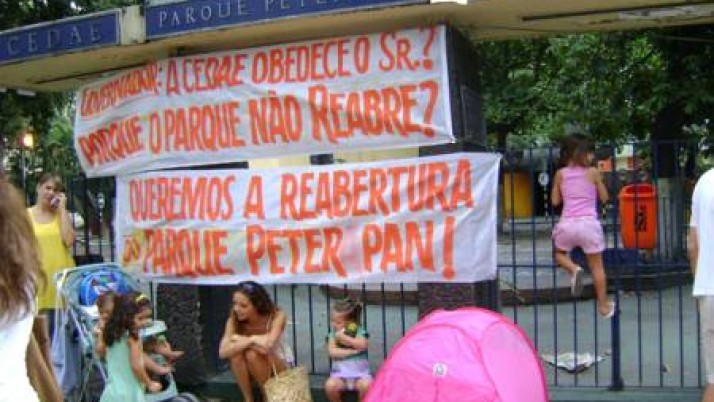 Manifestação no Parque Peter Pan