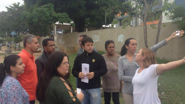 Em visita a escolas, em Guaratiba, Caiado houve demandas de pais e professores