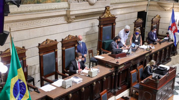Câmara abre sessão legislativa de 2022 com leitura de mensagem do Executivo