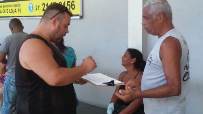 Vereador luta com moradores pelo retono da loja de serviços da Light no Shopping Santa Cruz