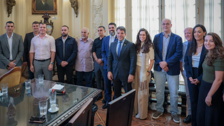 Câmara celebra acordo que torna o Edifício Serrador a 1ª casa legislativa da América Latina a utilizar energia 100% limpa
