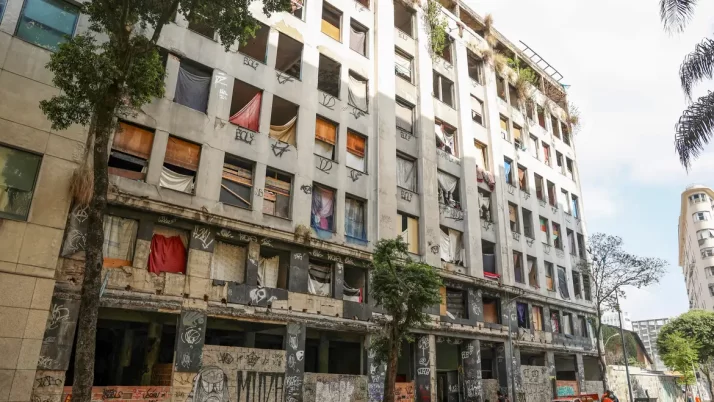 Câmara aprova em definitivo projeto que autoriza prefeitura a intervir em imóveis com risco de desabamento