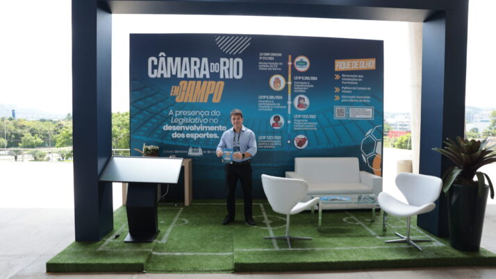 Caiado marca presença no Rio FutSummit 2026